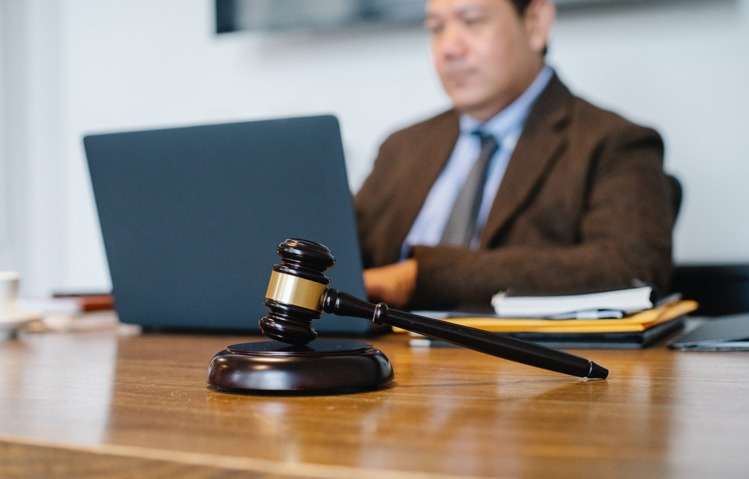 gavel-on-table